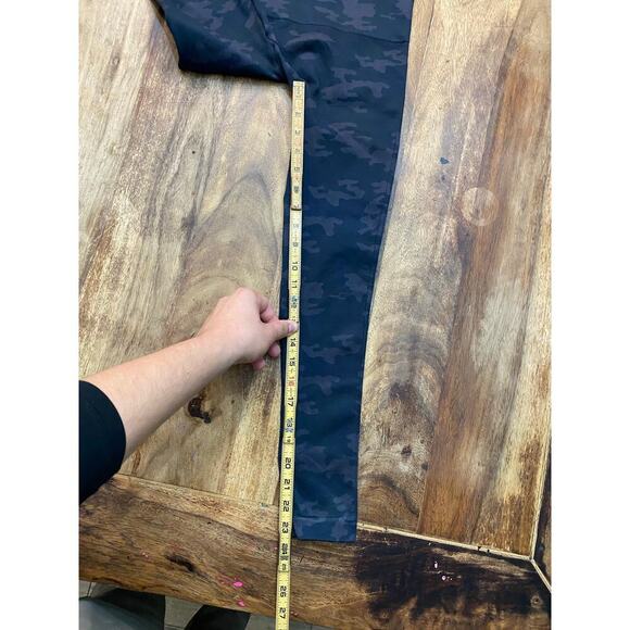 Spanx Fl3515 Black Camo Print Seamless Shaping Leggings Size Medium - Picture 2 of 5